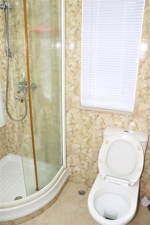 Mtr Tung Chung Near Airport Apartment, City Getaway, Pa Mei Village Tung Chung Hong Kong Exterior foto