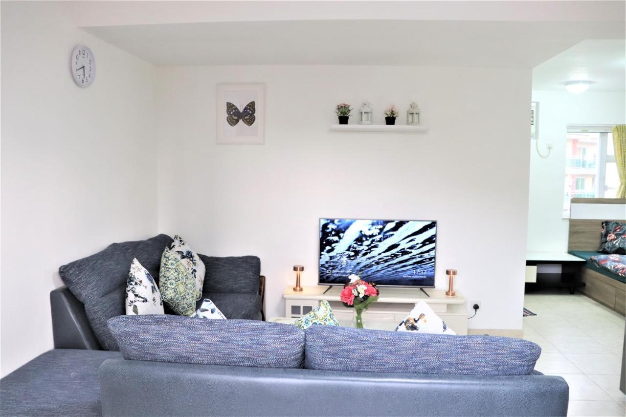 Mtr Tung Chung Near Airport Apartment, City Getaway, Pa Mei Village Tung Chung Hong Kong Exterior foto